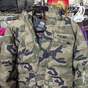 Ecko army color puffer jacket